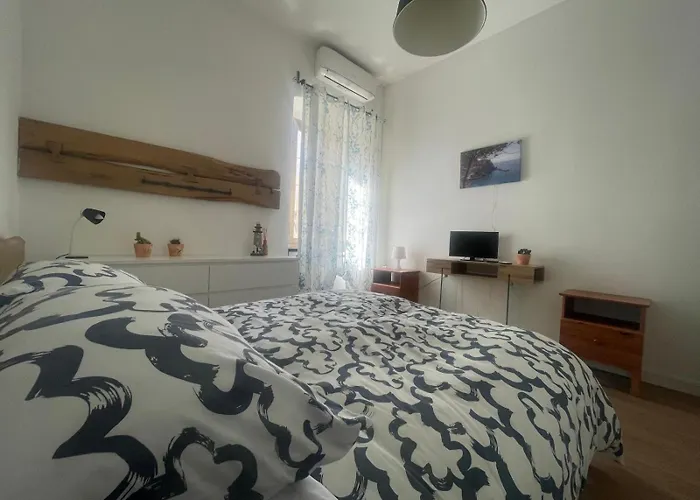 Orizzonte - 5 Terre, Via Fratelli Rosselli 11, Centro Storico-stazione Centrale Con 2 Da Letto * La Spezia